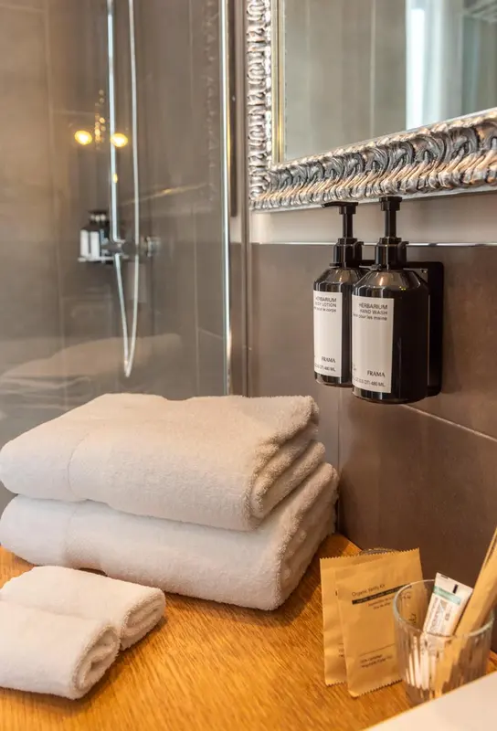 Detalle de baño del Hotel Vasanta